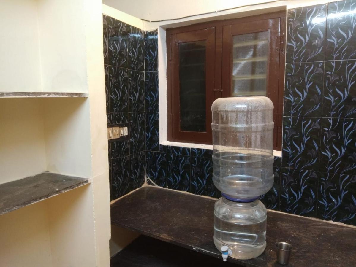 Nks Homestay ปอนดิเชอรี ภายนอก รูปภาพ