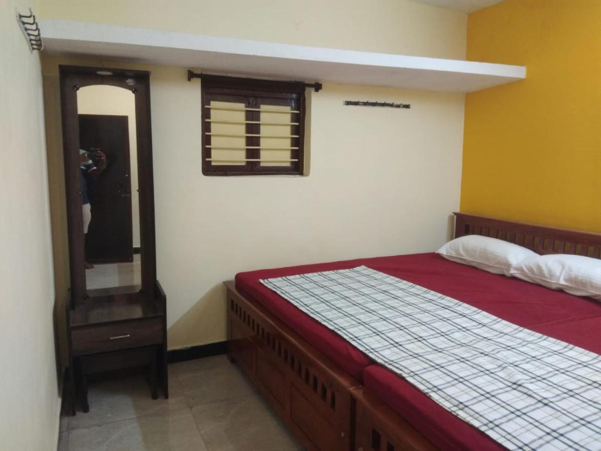 Nks Homestay ปอนดิเชอรี ภายนอก รูปภาพ