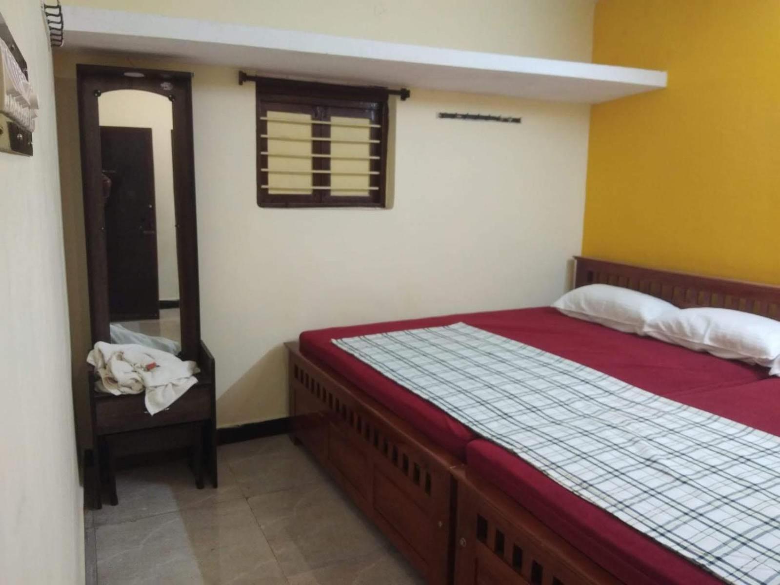 Nks Homestay ปอนดิเชอรี ภายนอก รูปภาพ