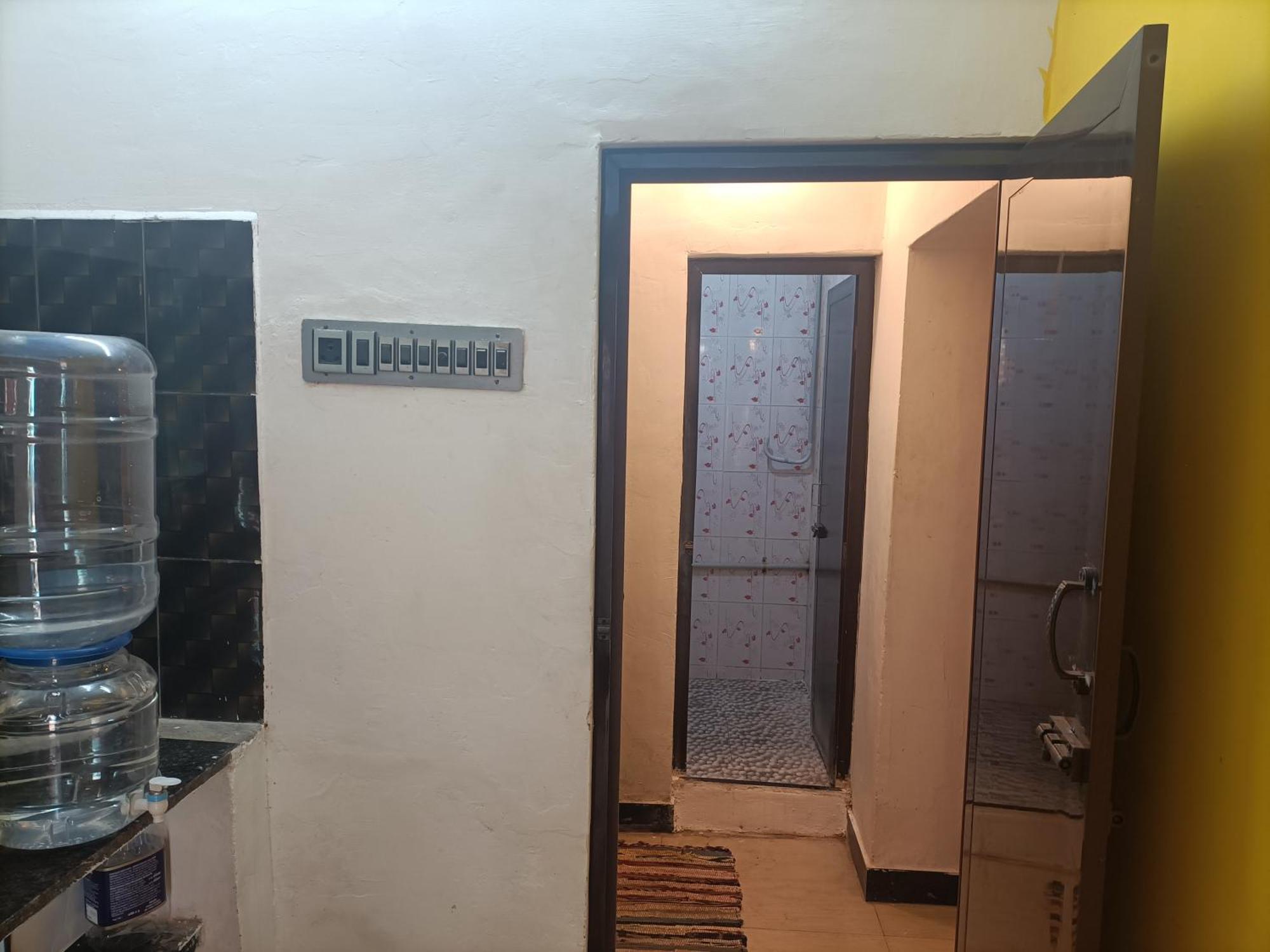 Nks Homestay ปอนดิเชอรี ภายนอก รูปภาพ