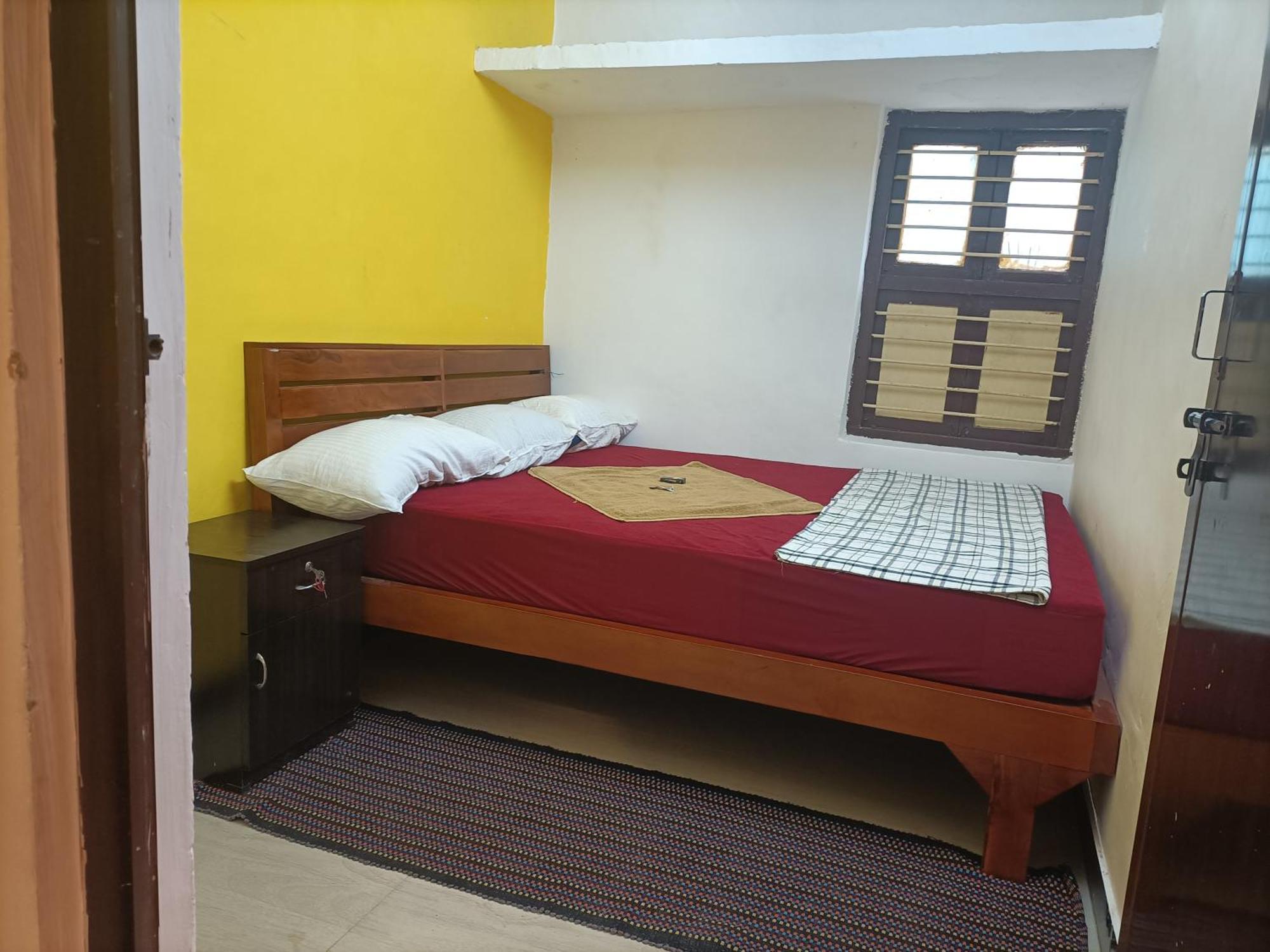 Nks Homestay ปอนดิเชอรี ภายนอก รูปภาพ
