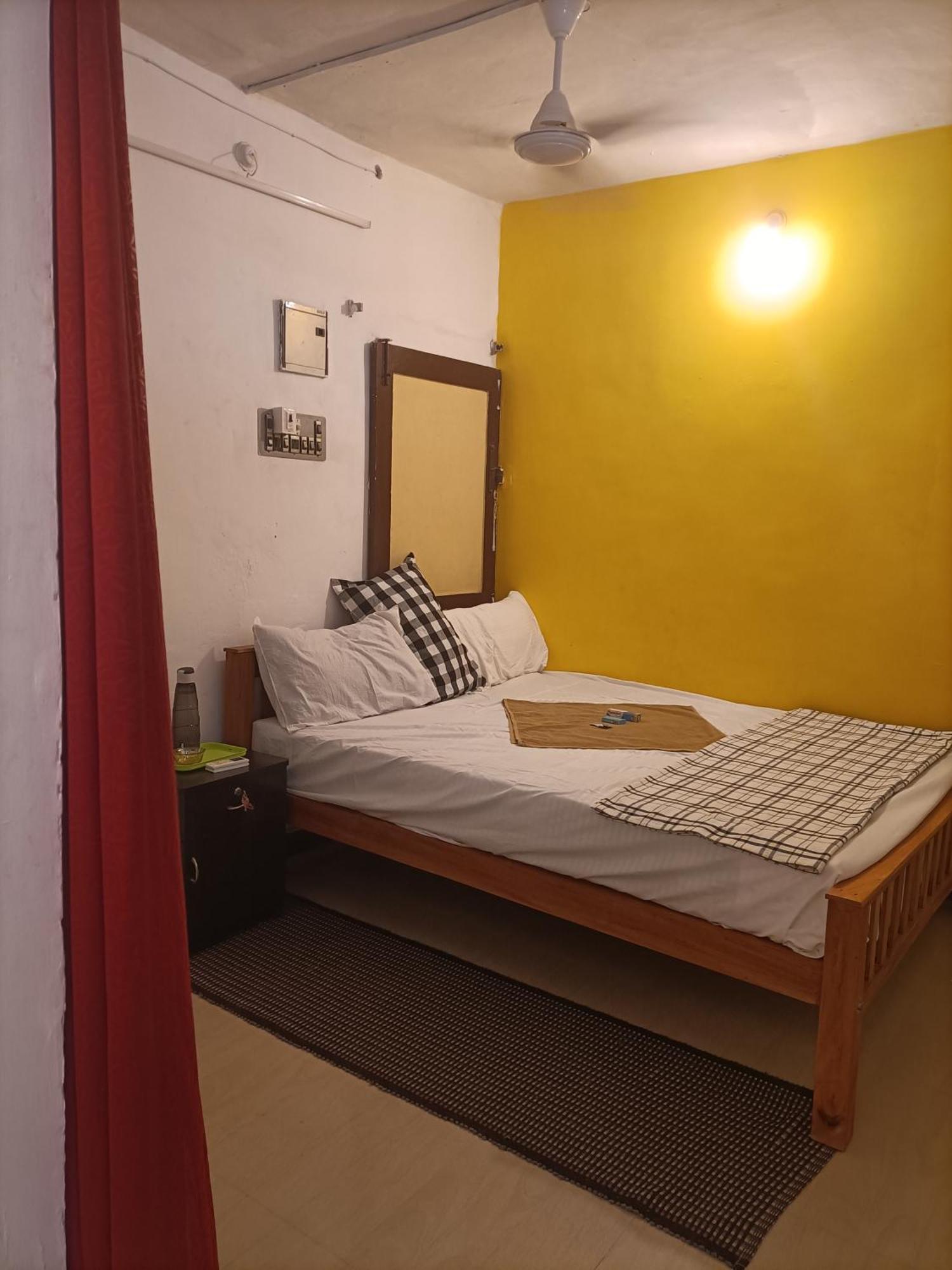 Nks Homestay ปอนดิเชอรี ภายนอก รูปภาพ
